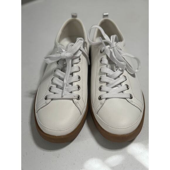 Vionic Tan and White Sneakers with Comfort Fit - Picture 3 of 10